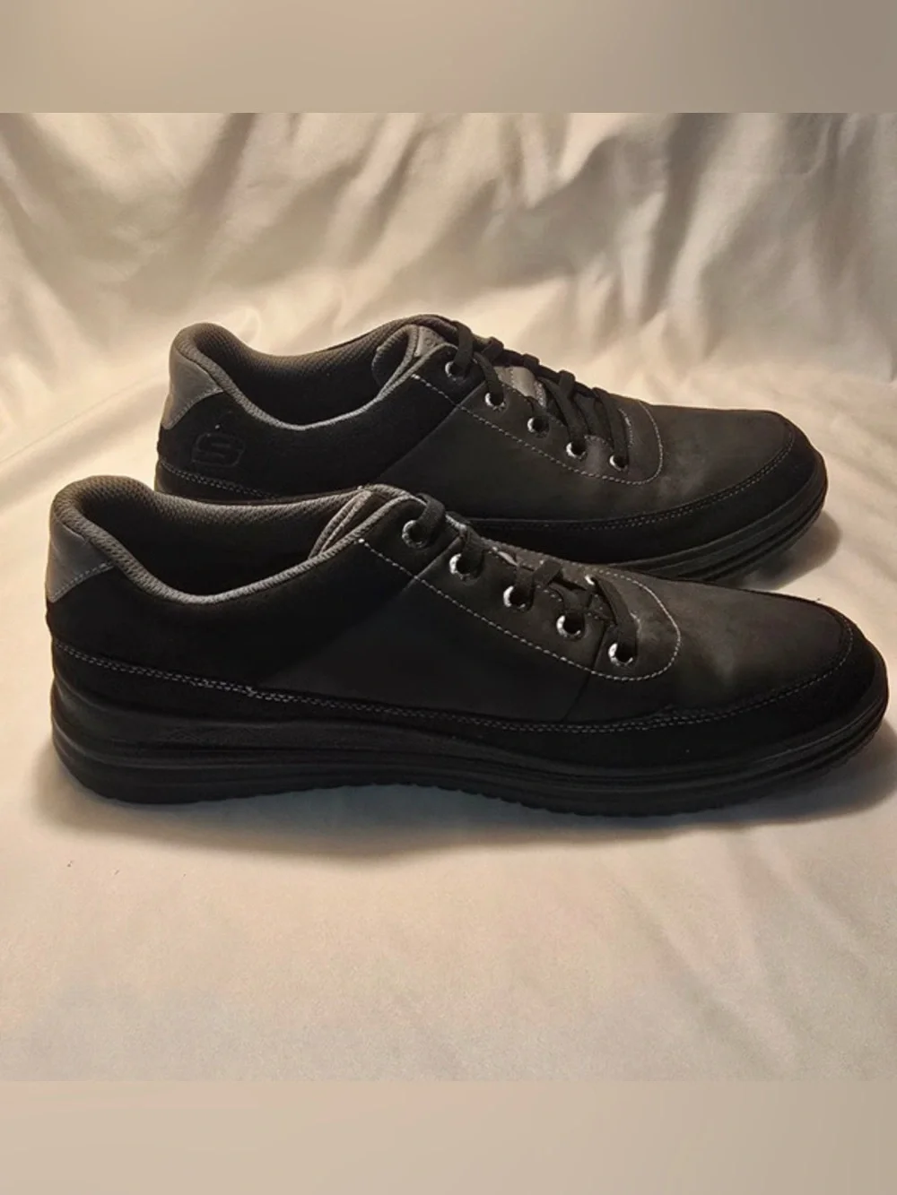 Skechers Proven - Aldeno Men's Leather Casual Sneakers - Black - Size 11.5 US